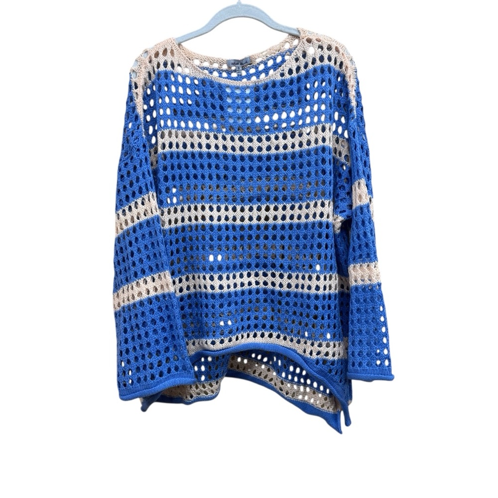 White Birch Blue and Cream Sweater Top BNWT size Small